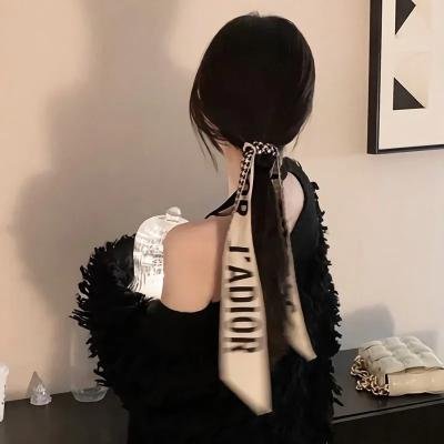 隔窗恋爱:咫尺相望